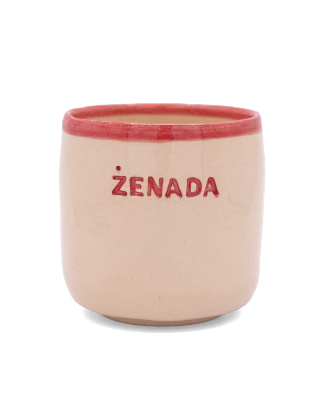 ceramiczny kubek z napisem "żenada"