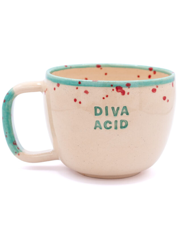 kubek ceramiczny z uchem i napisem "diva acid"